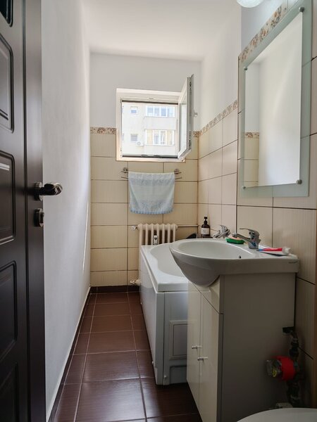 Titan, Parcul IOR garsoniera decomandata, complet renovata, etaj 6/10